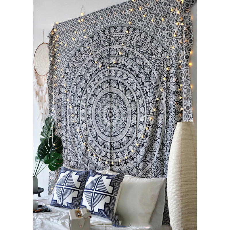 Large Mandala Tapestry-Black and White Mandala Pattern Wall Hanging